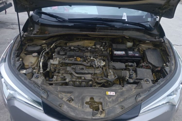 Used Toyota IZOA 2018 2.0L Yichi Edition China V Standard Engine Bay