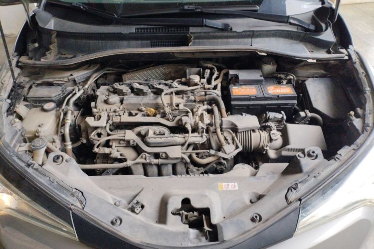 Used Toyota IZOA 2018 2.0L Yichi Edition China V Standard Engine Bay