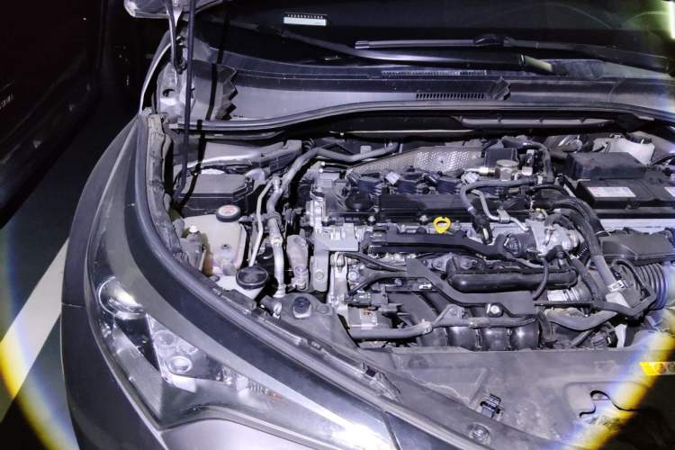 Used Toyota IZOA 2018 2.0L Yichi Edition China V Standard Engine Bay Right