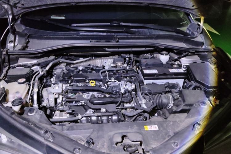 Used Toyota IZOA 2018 2.0L Yichi Edition China V Standard Engine Bay