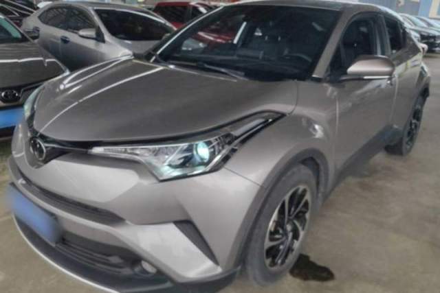 Used Toyota IZOA 2018 2.0L Yichi Version China VI Standard