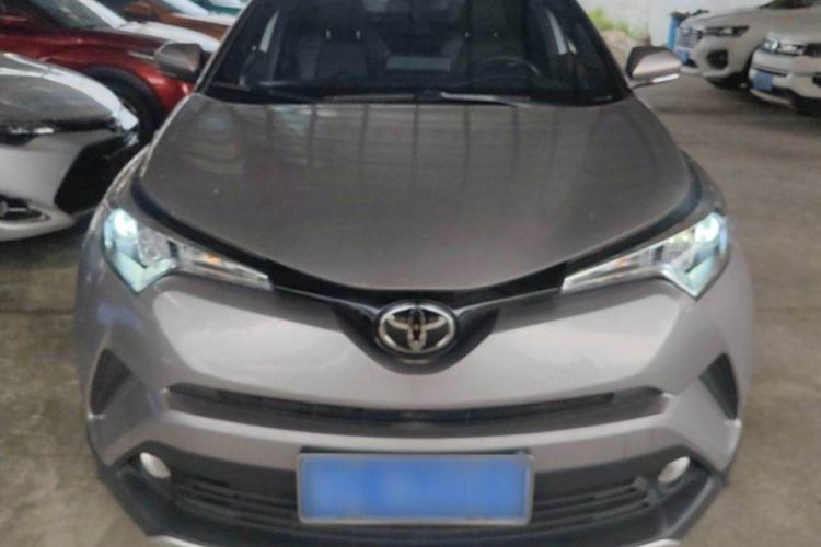 Used Toyota IZOA 2018 2.0L Yichi Version China VI Standard Exterior 1