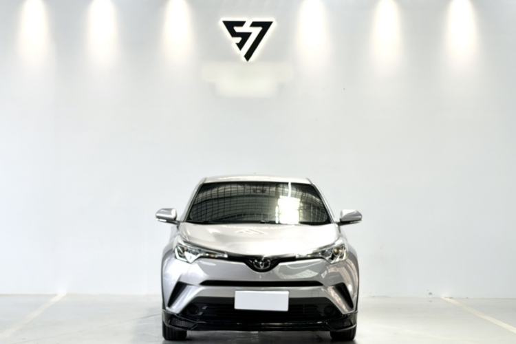 Used Toyota IZOA 2018 2.0L Yidong Version China V Standard Exterior 1