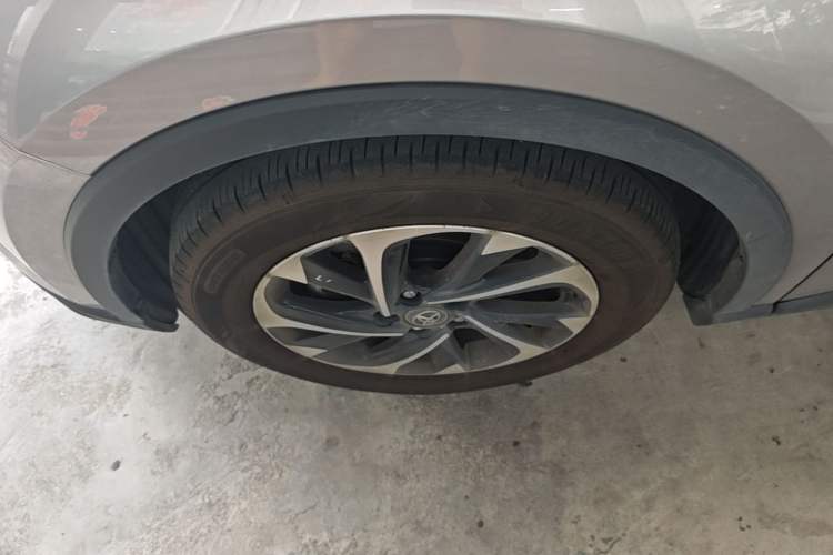 Used Toyota IZOA 2018 2.0L Yichi Version China VI Standard Exterior 4