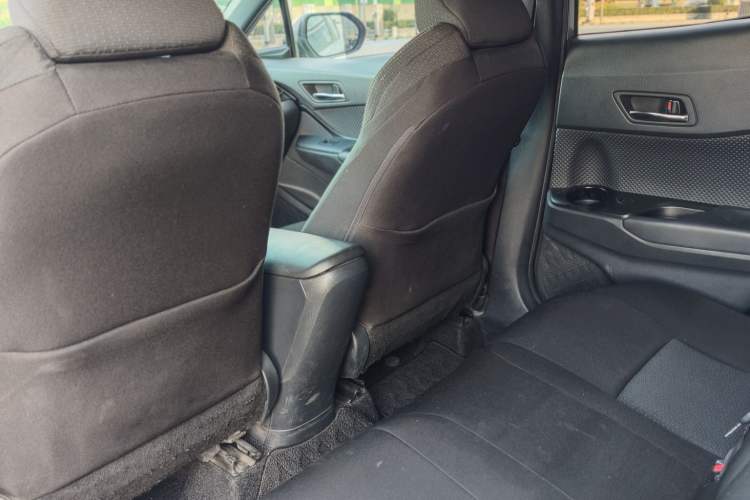 Used Toyota IZOA 2018 2.0L Yidong Version China V Standard Exterior 7