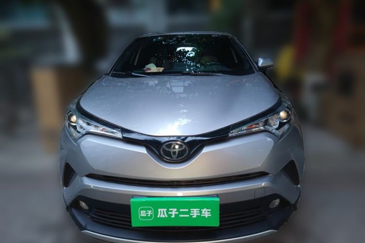 Used Toyota IZOA 2018 2.0L Yichi Version China VI Standard Front