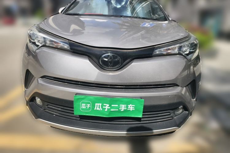 Used Toyota IZOA 2018 2.0L Yichi Version China VI Standard Front