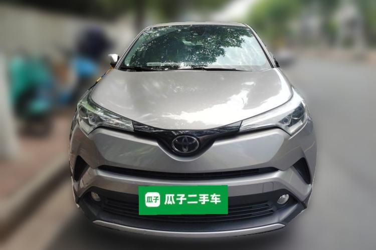 Used Toyota IZOA 2018 2.0L Yixuan Sunroof Version China VI Standard Front