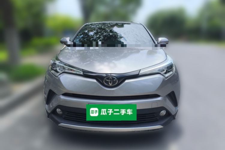 Used Toyota IZOA 2018 2.0L Yichi Version China VI Standard Front
