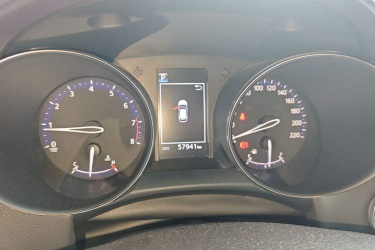 Used Toyota IZOA 2018 2.0L Yichi Version China VI Standard Instrument Cluster