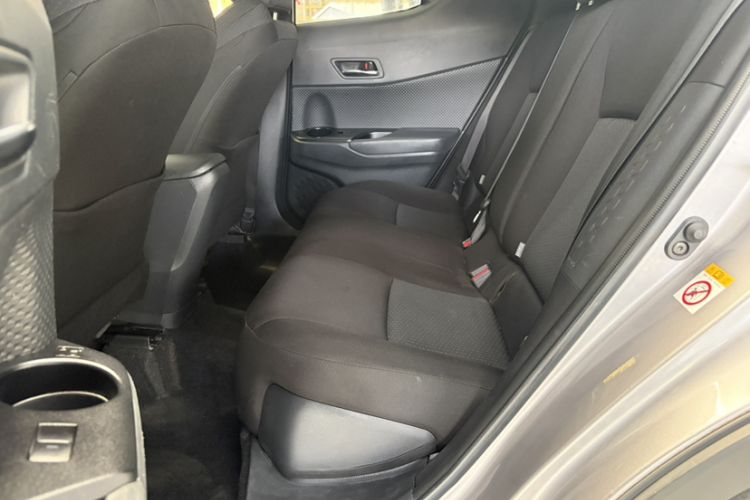 Used Toyota IZOA 2018 2.0L Yidong Version China V Standard Interior 3
