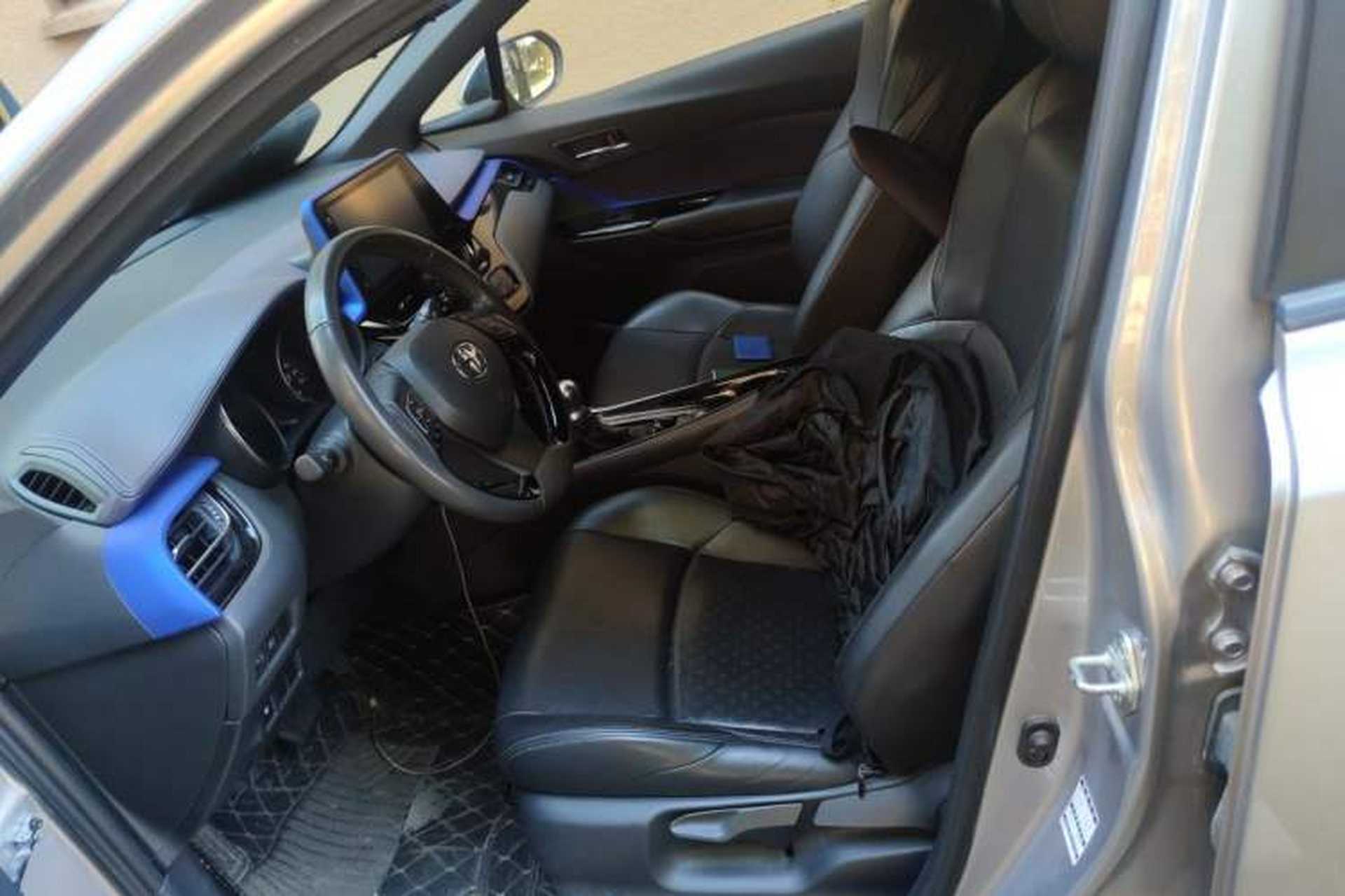 Used Toyota IZOA 2018 2.0L Yichi Version China VI Standard Left Front Seat