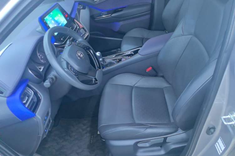 Used Toyota IZOA 2018 2.0L Yichi Version China VI Standard Left Front Seat