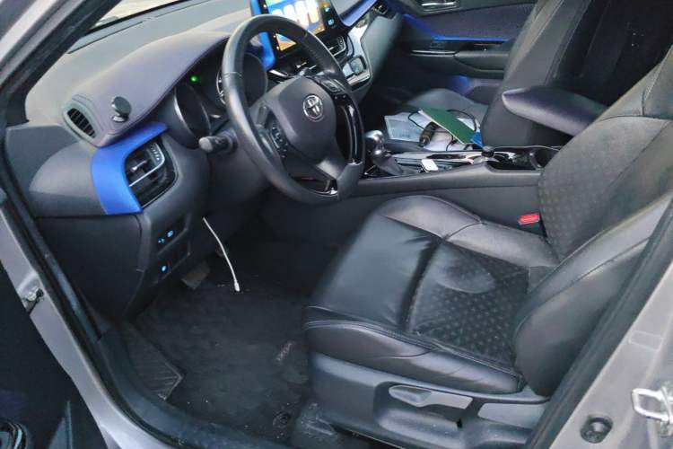 Used Toyota IZOA 2018 2.0L Yichi Version China VI Standard Left Front Seat