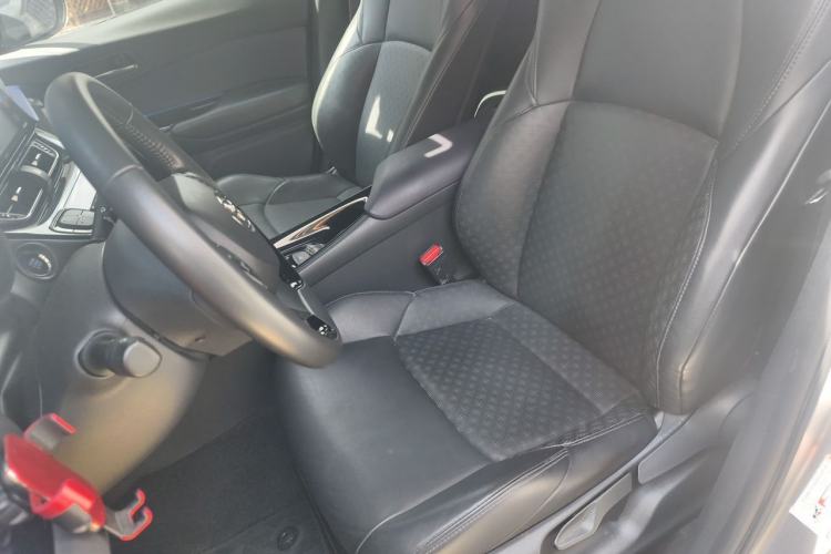 Used Toyota IZOA 2018 2.0L Yichi Version China VI Standard Left Front Seat