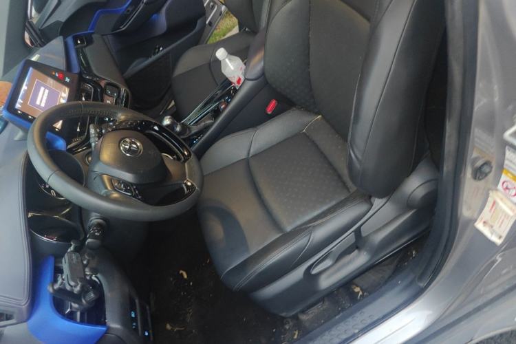 Used Toyota IZOA 2018 2.0L Yichi Edition China V Standard Left Front Seat
