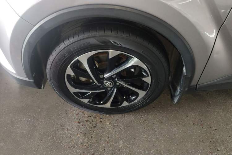 Used Toyota IZOA 2018 2.0L Yichi Edition China V Standard Left Front Wheel Hub