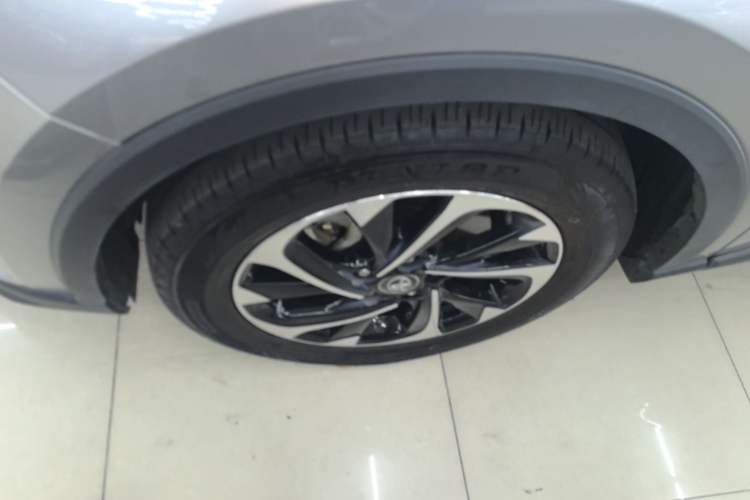 Used Toyota IZOA 2018 2.0L Yichi Version China VI Standard Left Front Wheel Hub