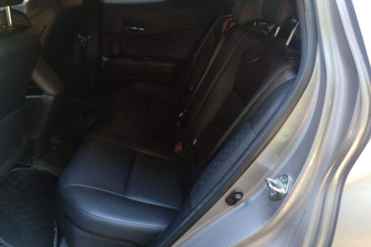 Used Toyota IZOA 2018 2.0L Yichi Version China VI Standard Left Rear Seat