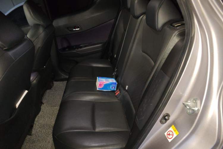Used Toyota IZOA 2018 2.0L Yichi Version China VI Standard Left Rear Seat