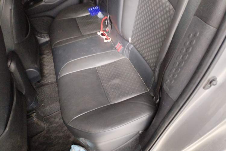 Used Toyota IZOA 2018 2.0L Yichi Edition China V Standard Left Rear Seat