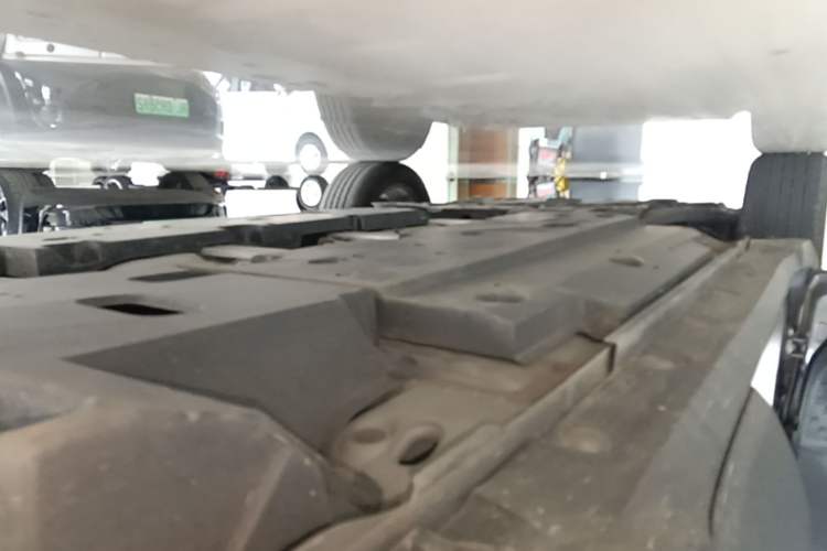 Used Toyota IZOA 2018 2.0L Yichi Version China VI Standard Left Side Sill