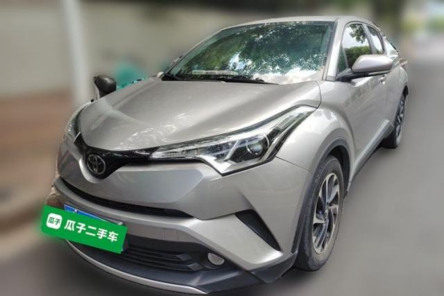 Used Toyota IZOA 2018 2.0L Yixuan Sunroof Version China VI Standard