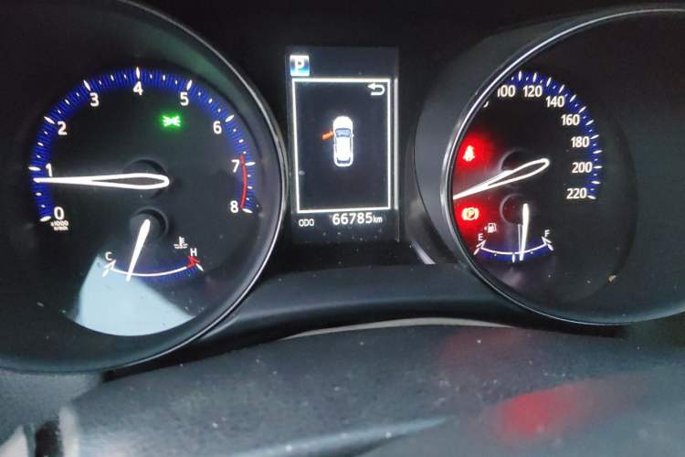 Used Toyota IZOA 2018 2.0L Yichi Version China VI Standard Odometer Close Up