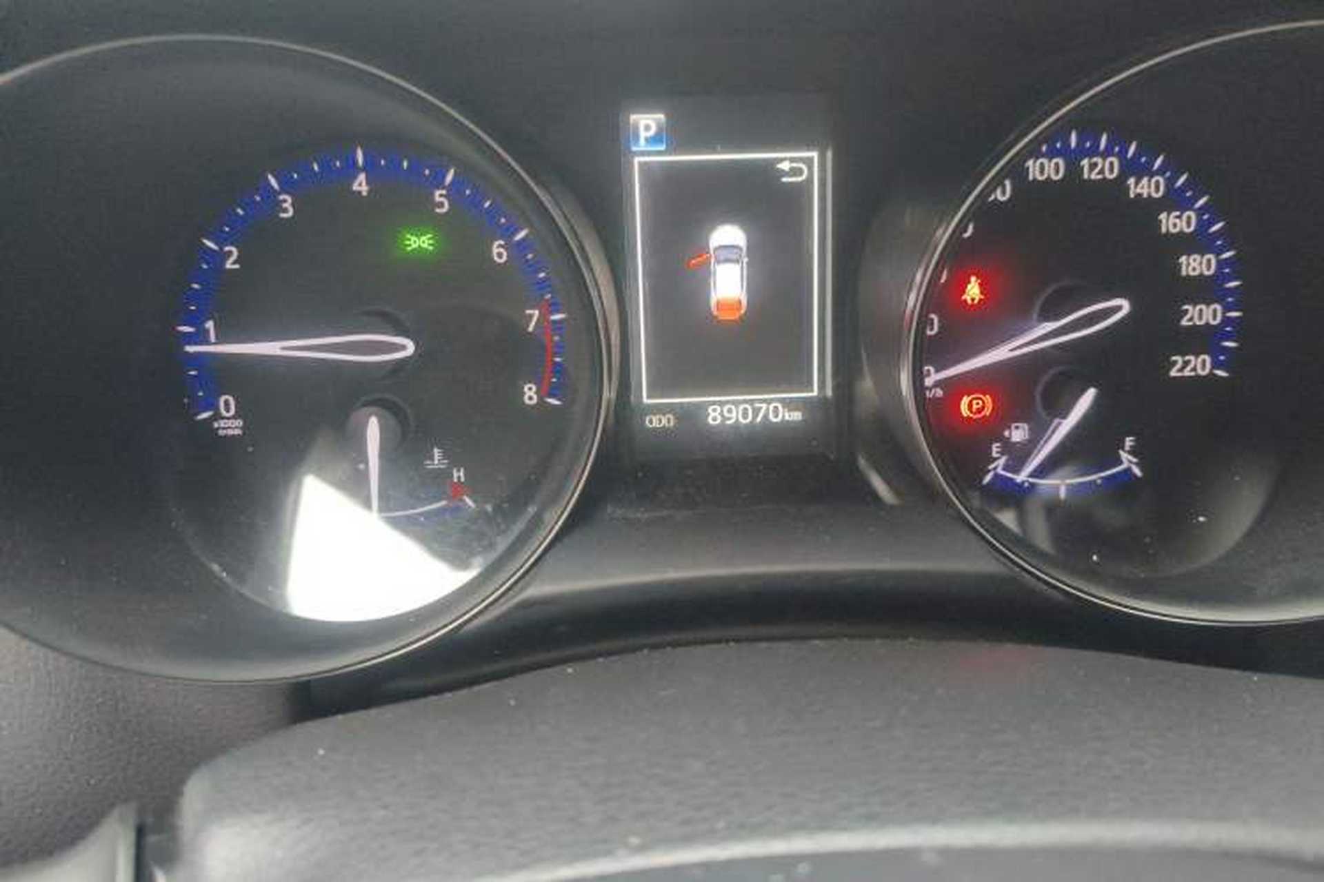Used Toyota IZOA 2018 2.0L Yichi Version China VI Standard Odometer Close Up