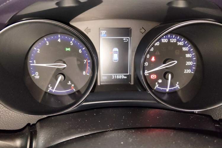 Used Toyota IZOA 2018 2.0L Yichi Edition China V Standard Odometer Close Up