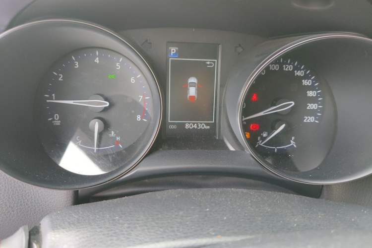 Used Toyota IZOA 2018 2.0L Yichi Edition China V Standard Odometer Close Up