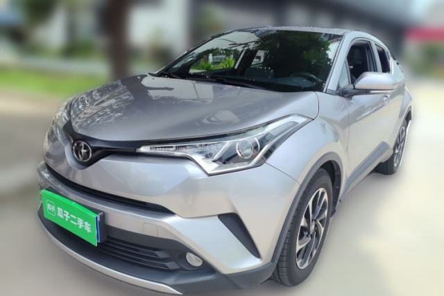 Used Toyota IZOA 2018 2.0L Yichi Edition China V Standard
