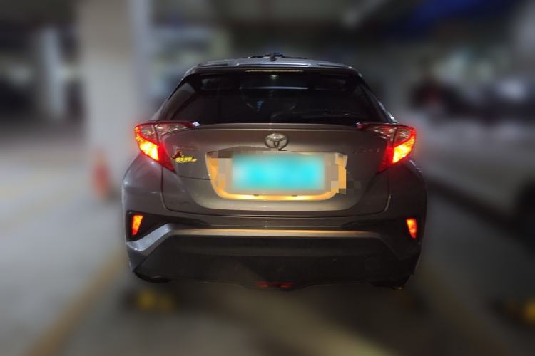 Used Toyota IZOA 2018 2.0L Yichi Version China VI Standard Rear