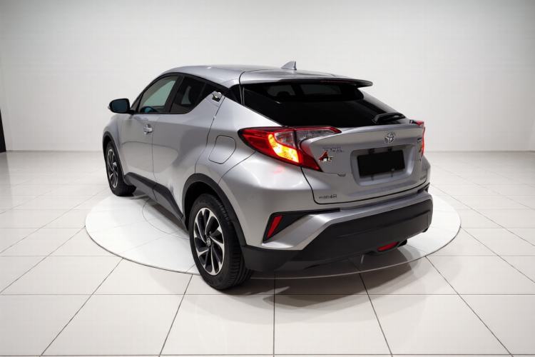 Used Toyota IZOA 2018 2.0L Yichi Version China VI Standard Rear Left 45 Deg