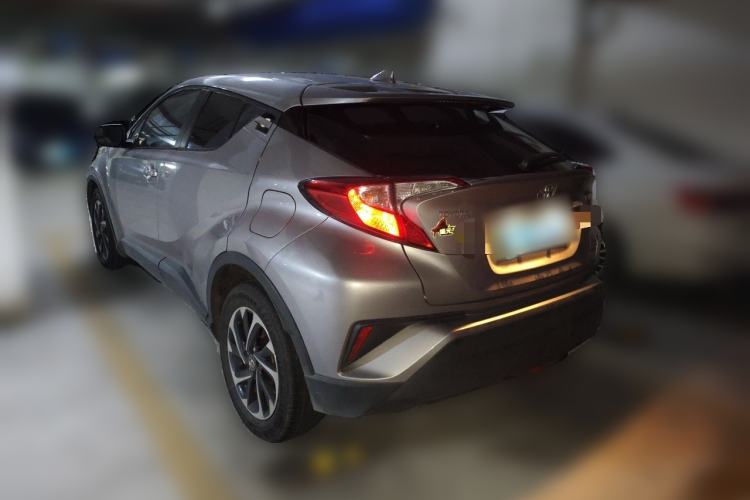 Used Toyota IZOA 2018 2.0L Yichi Version China VI Standard Rear Left 45 Deg