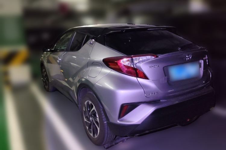 Used Toyota IZOA 2018 2.0L Yichi Edition China V Standard Rear Left 45 Deg