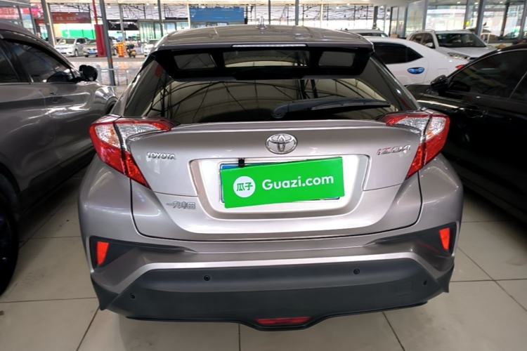 Used Toyota IZOA 2018 2.0L Yidong Version China V Standard Rear