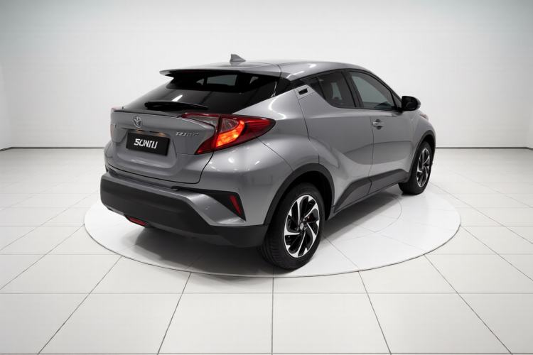 Used Toyota IZOA 2018 2.0L Yichi Version China VI Standard Rear Right 45 Deg