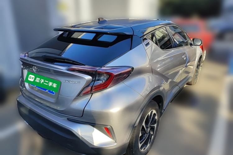 Used Toyota IZOA 2018 2.0L Yixuan Sunroof Version China V Standard Rear Right 45 Deg
