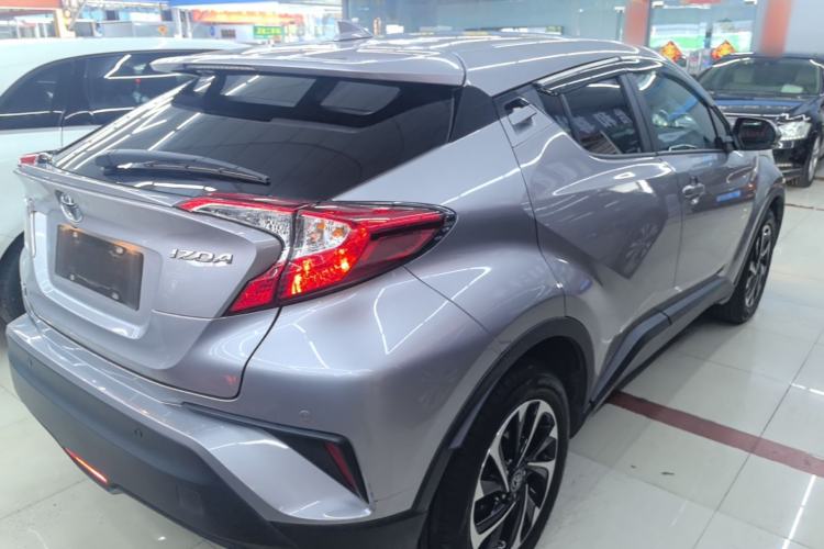 Used Toyota IZOA 2018 2.0L Yichi Version China VI Standard Rear Right 45 Deg