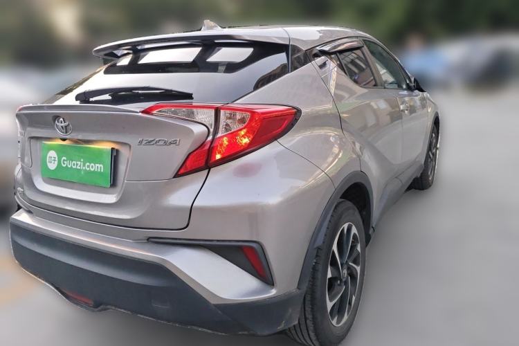 Used Toyota IZOA 2018 2.0L Yichi Version China VI Standard Rear Right 45 Deg