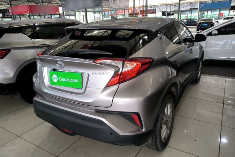Used Toyota IZOA 2018 2.0L Yidong Version China V Standard Rear Right 45 Deg