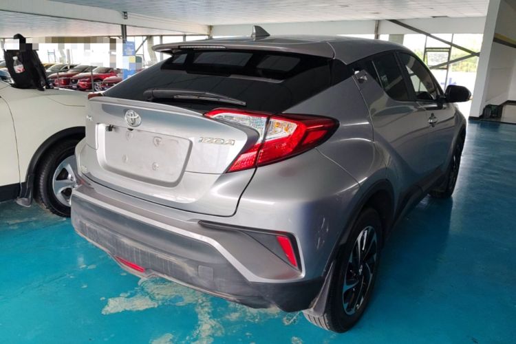 Used Toyota IZOA 2018 2.0L Yichi Edition China V Standard Rear Right 45 Deg