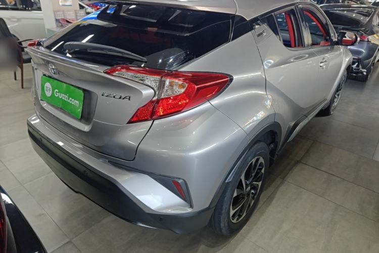 Used Toyota IZOA 2018 2.0L Yichi Edition China V Standard Rear Right 45 Deg