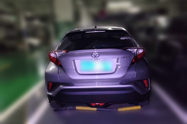 Used Toyota IZOA 2018 2.0L Yichi Edition China V Standard Rear