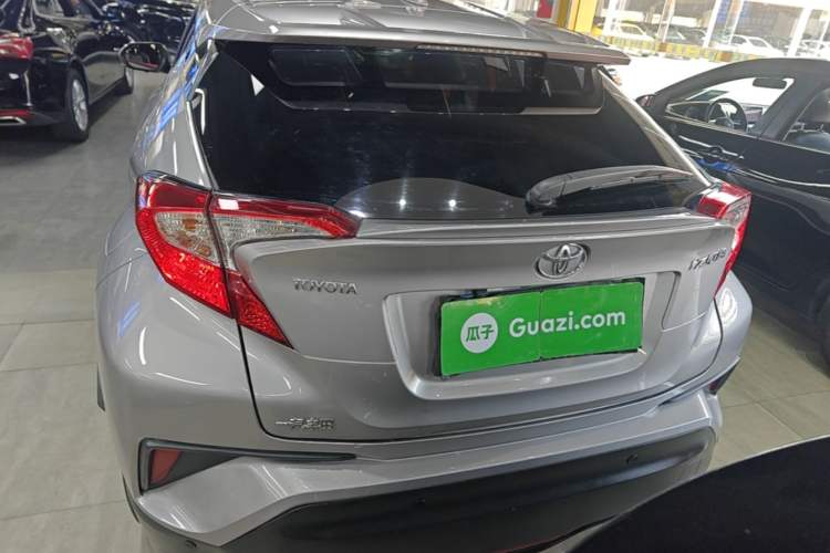 Used Toyota IZOA 2018 2.0L Yichi Edition China V Standard Rear
