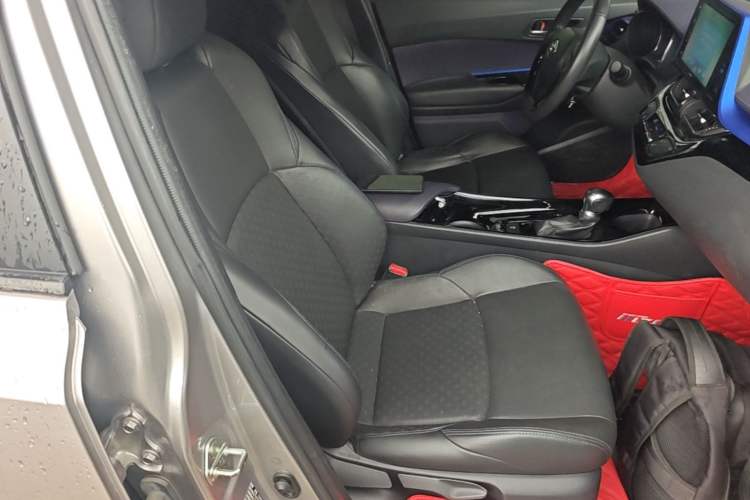 Used Toyota IZOA 2018 2.0L Yichi Version China VI Standard Right Front Seat