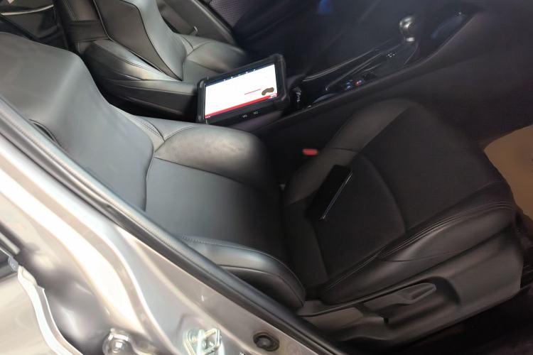 Used Toyota IZOA 2018 2.0L Yichi Edition China V Standard Right Front Seat