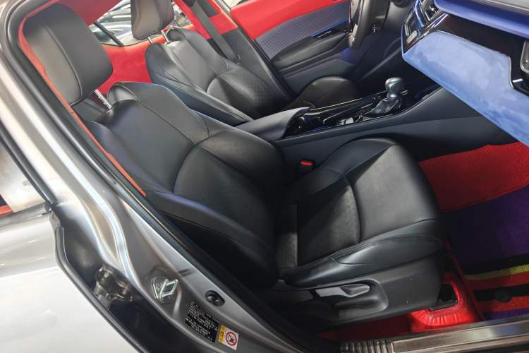 Used Toyota IZOA 2018 2.0L Yichi Edition China V Standard Right Front Seat