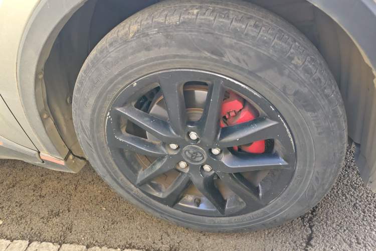 Used Toyota IZOA 2018 2.0L Yidong Version China V Standard Right Front Wheel Hub